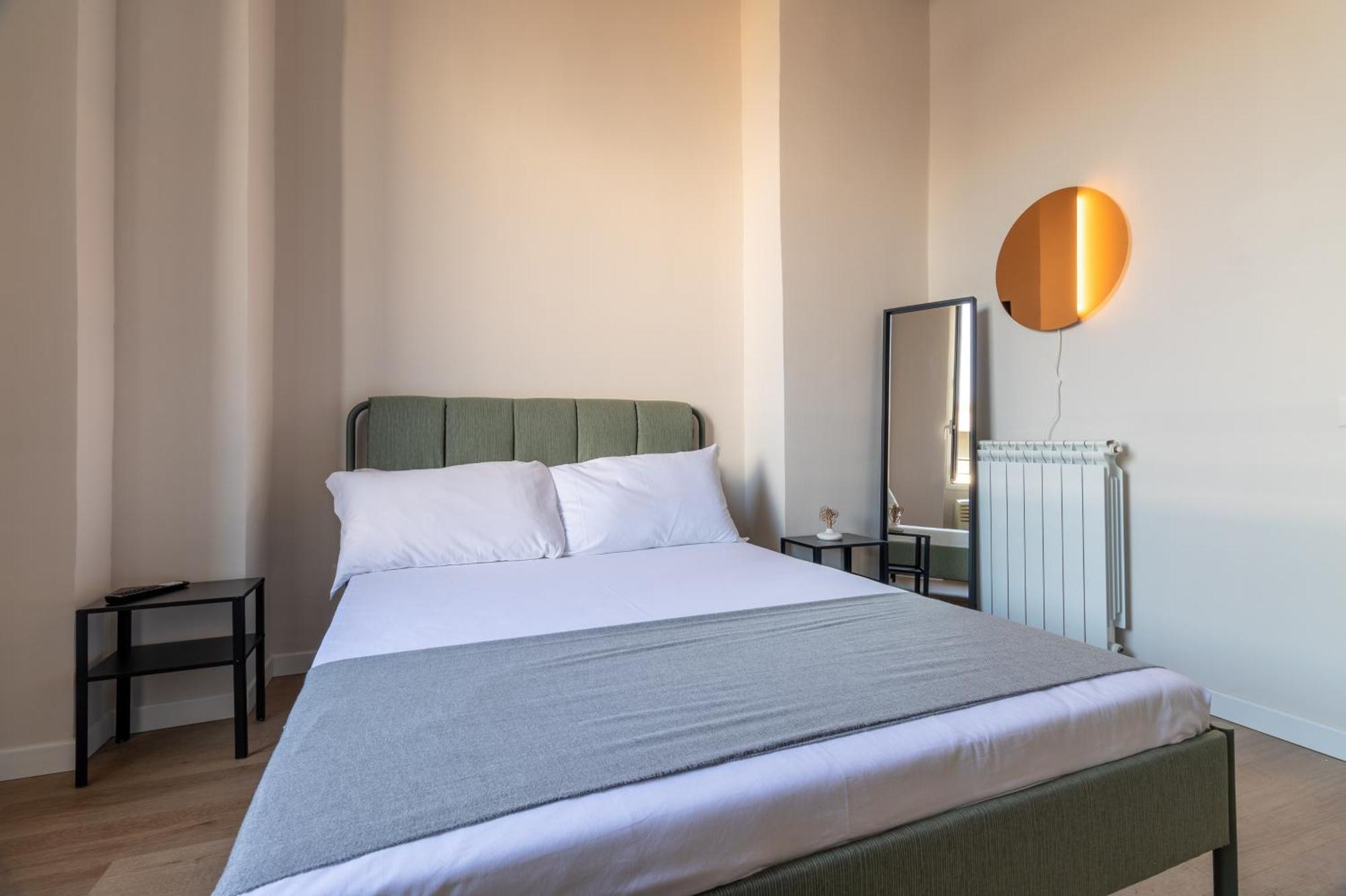 Joe Litty Hotel Rom